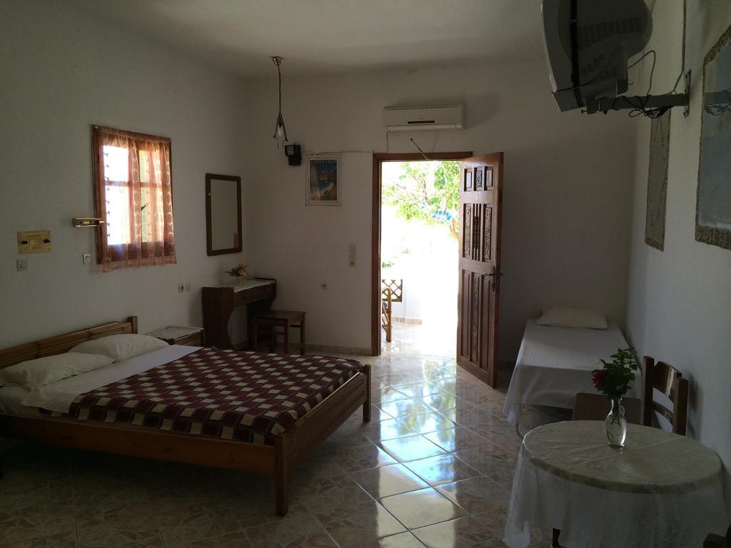 Mihalis Studios Lakki  Ruang foto